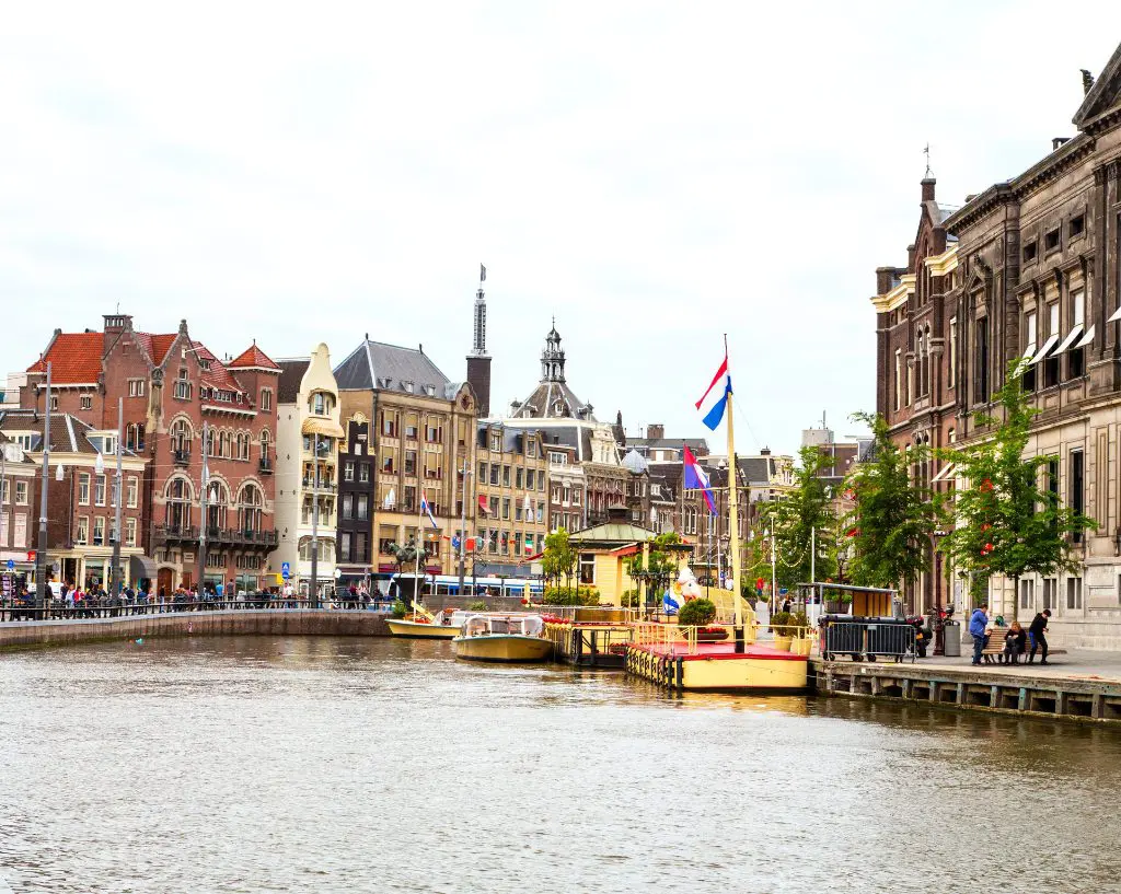 A picture of Amsterdam canals